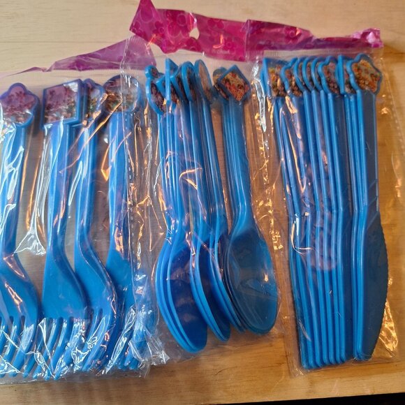 Coco Melon Birthday Party Plate Napkin Balloon Cake Topper Bottle Label Stickers - Picture 8 of 9